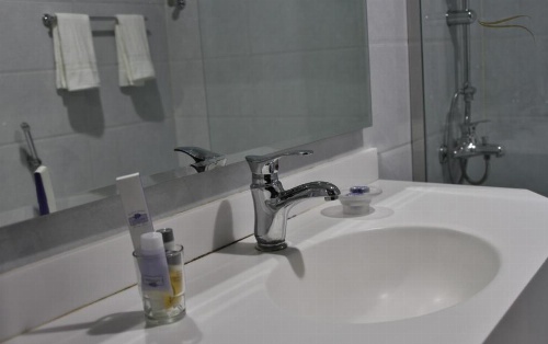 Carawan Alkhaleej Hotel image 16