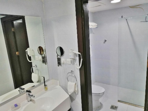 Carawan Alkhaleej Hotel image 19
